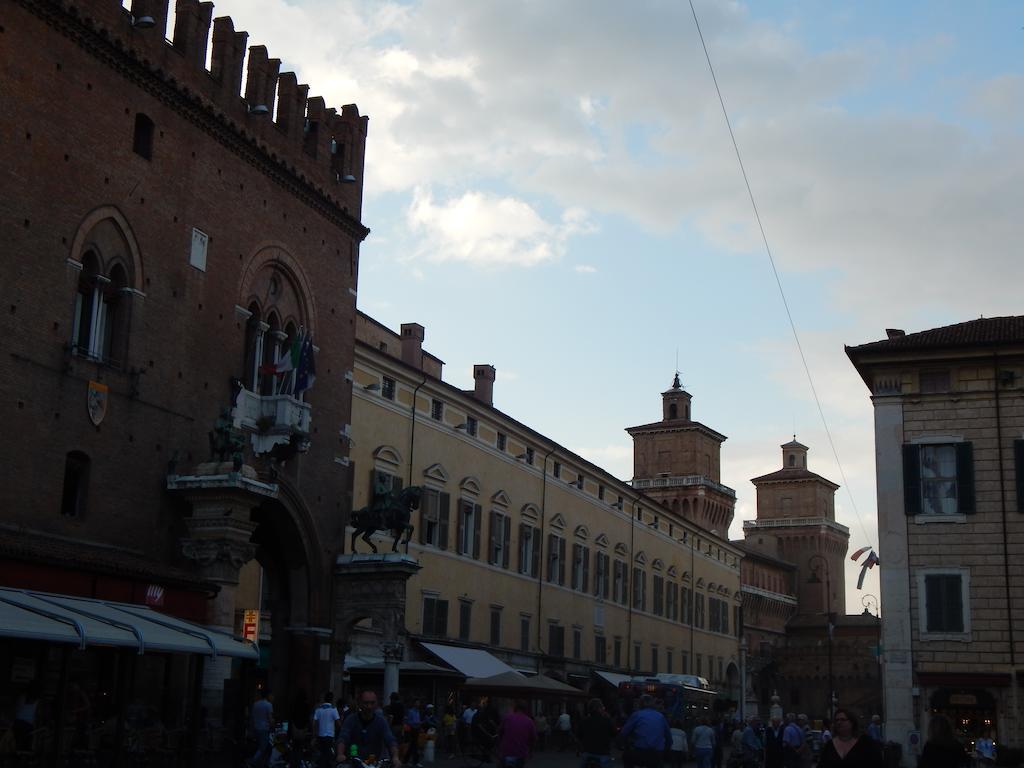 Hotel Nazionale Ferrara Esterno foto