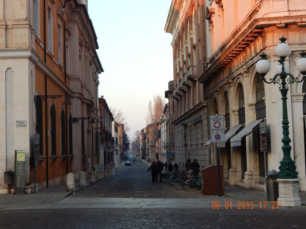 Hotel Nazionale Ferrara Esterno foto