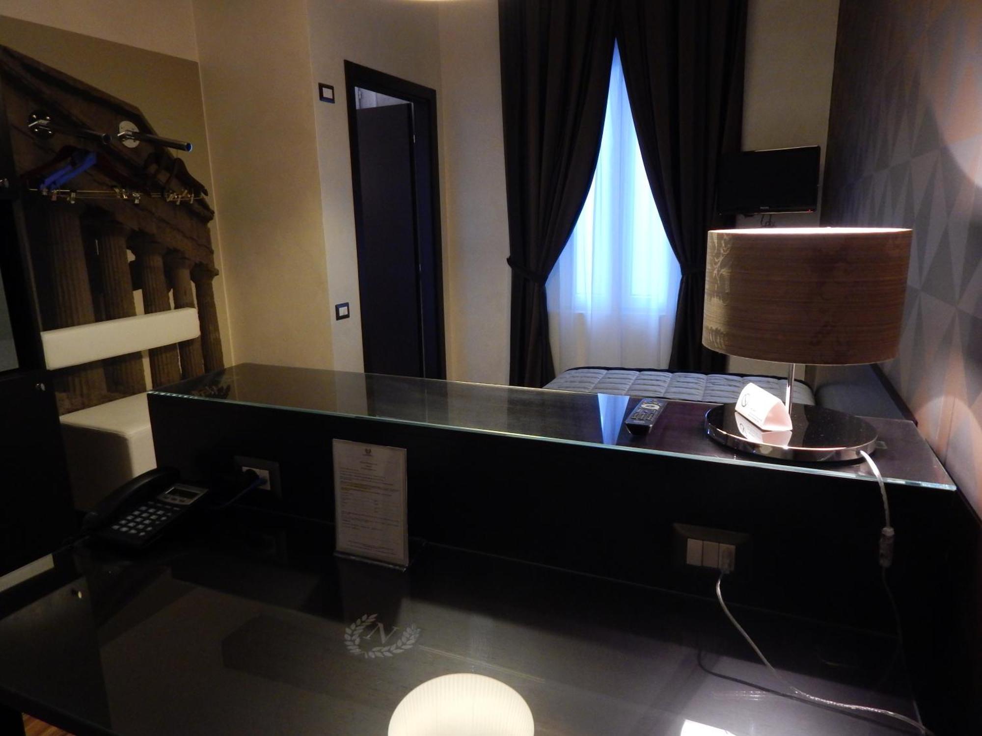 Hotel Nazionale Ferrara Camera foto