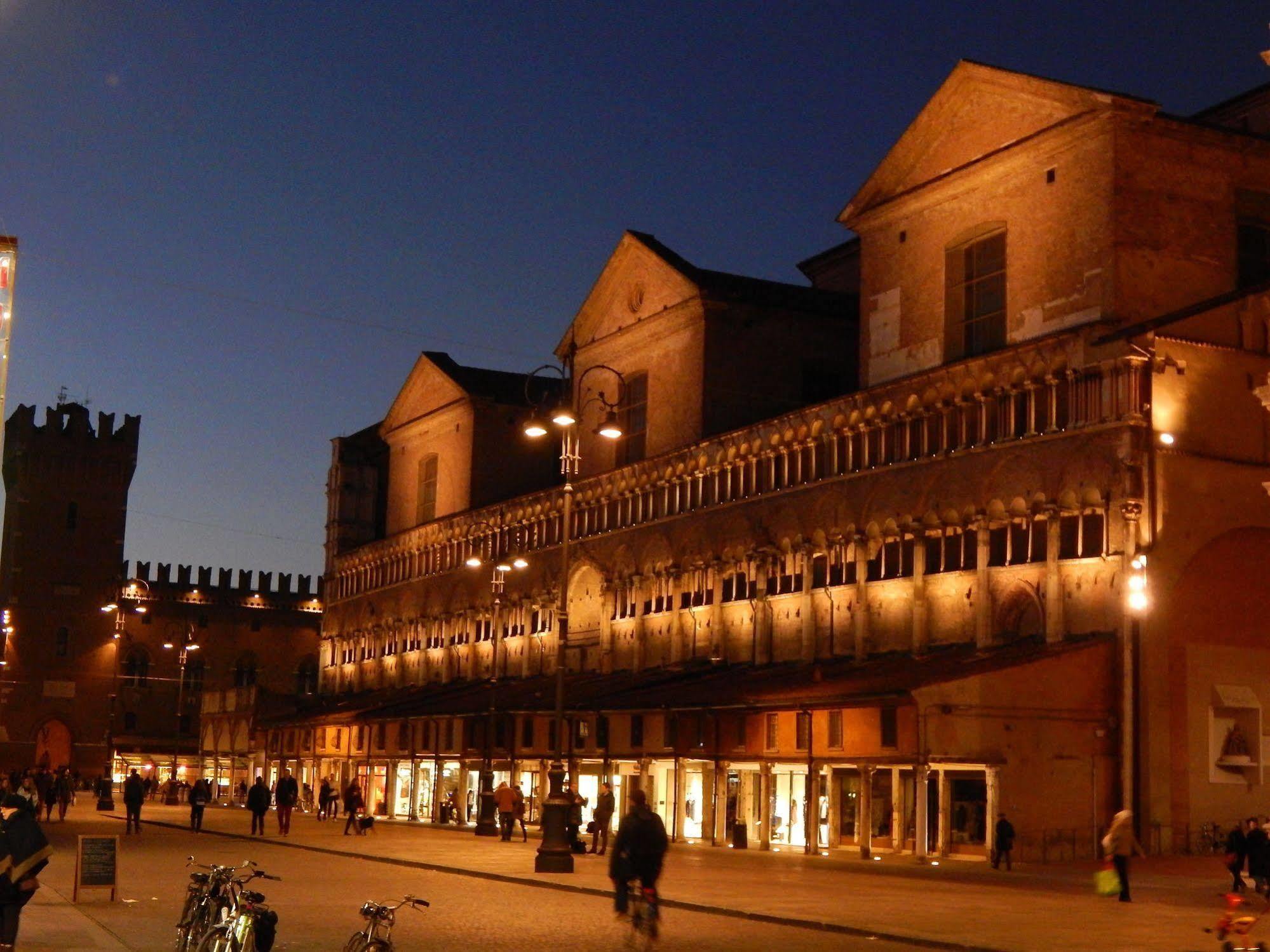 Hotel Nazionale Ferrara Esterno foto
